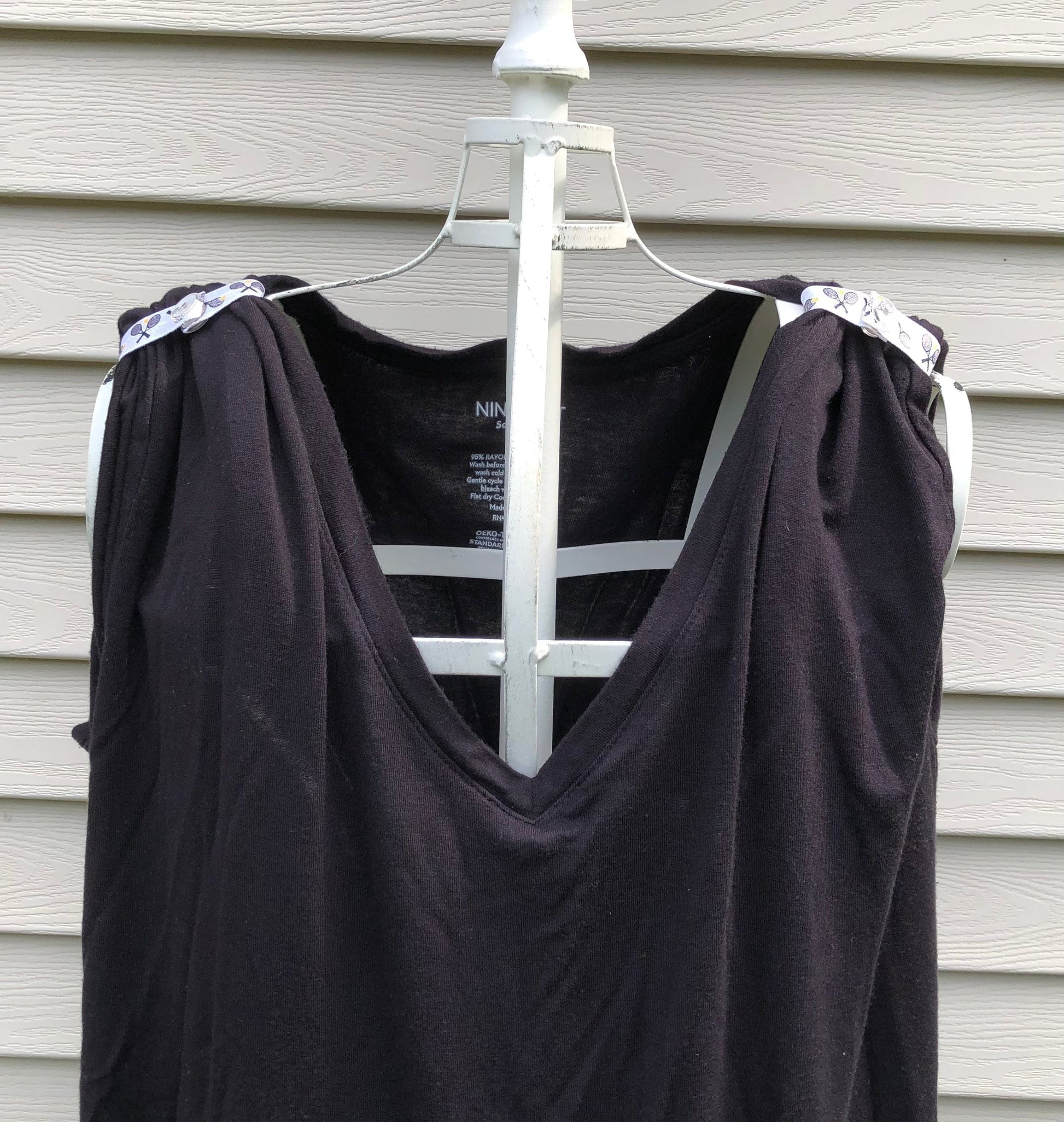 black tshirt with sleeve clips 
