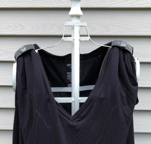 Metallic Gold and White Sleeve Clips