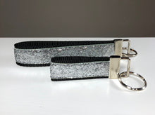 Load image into Gallery viewer, silver glittery keychain set
